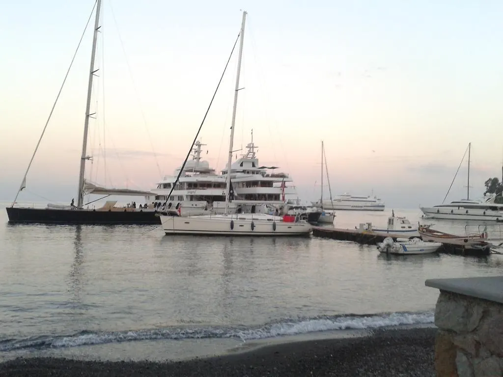 B&B Albatros Città di Lipari 0*,